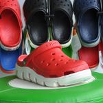 crocs Duet sport clog